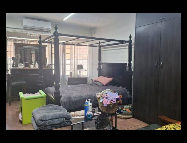 4 BEDROOM HOUSE FOR SALE IN BO-DORP